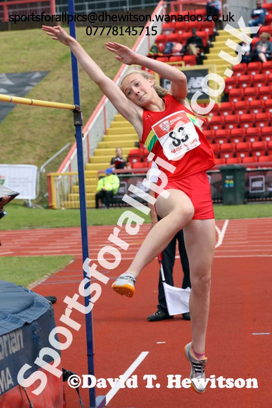 Junior girls high jump, English Schools Track and Field. Photo: David T. Hewitson/Sports for All Pics